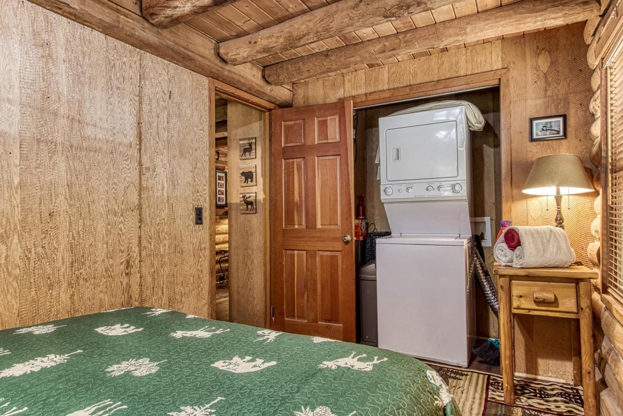 Very Private, Real Log Cabin With Hot Tub! سيفيرفيل المظهر الخارجي الصورة