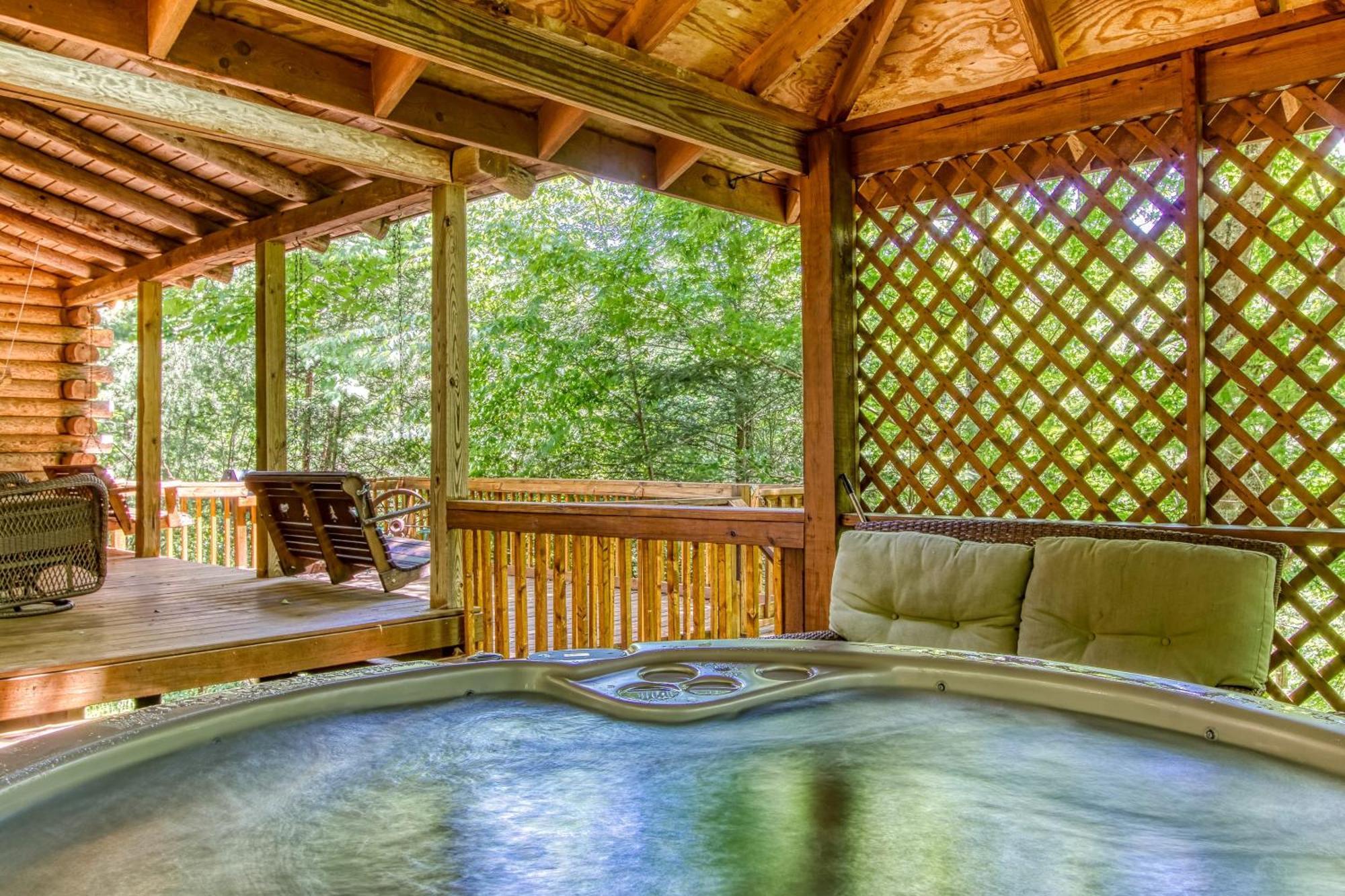 Very Private, Real Log Cabin With Hot Tub! سيفيرفيل المظهر الخارجي الصورة